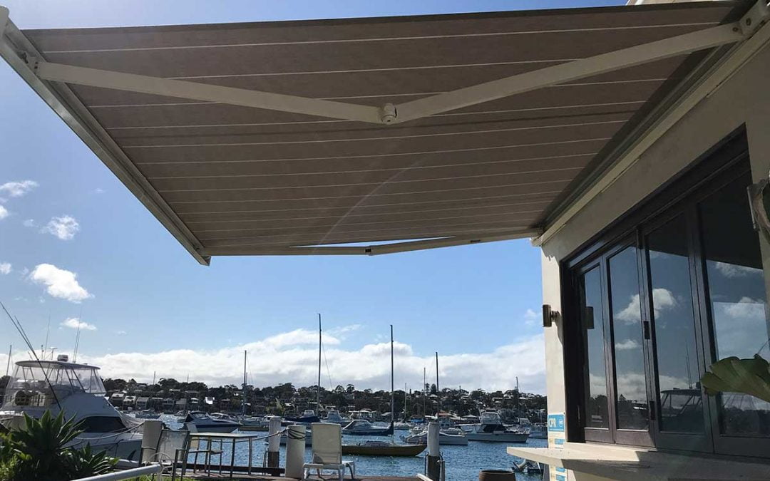 What sort of retractable awning should you get?