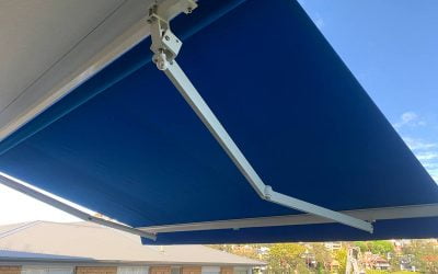 What is a Folding Arm Awning