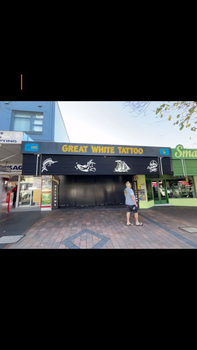 New shop front awnings for our local Sutherland Shire customers.

Great work on the sign writing @savvysignco !
The shop fronts look amazing!

@great_white_tattoo 
@smallscellar